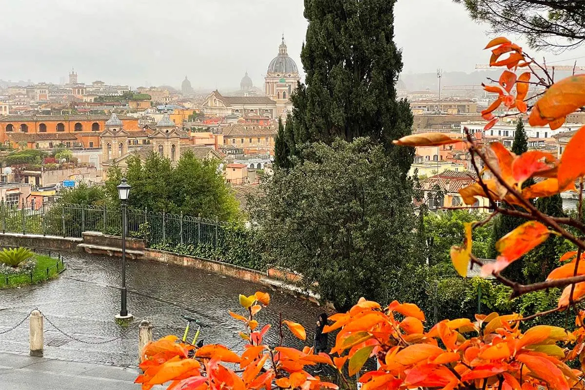 Autumn foliage in Rome in November