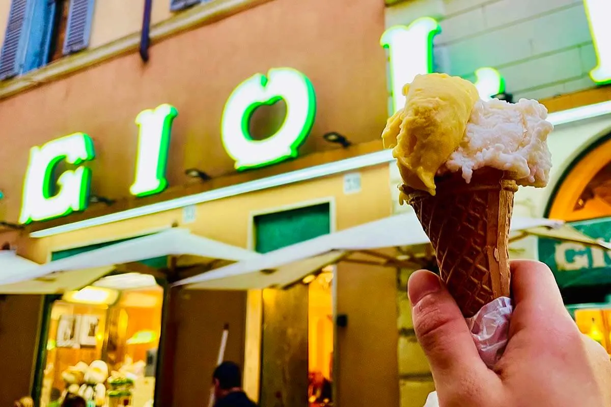 Helado en Giolitti en Roma