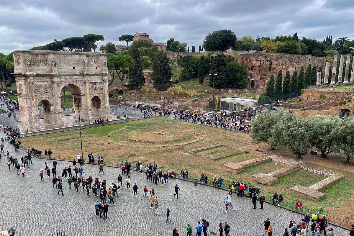Turistas en Roma en noviembre