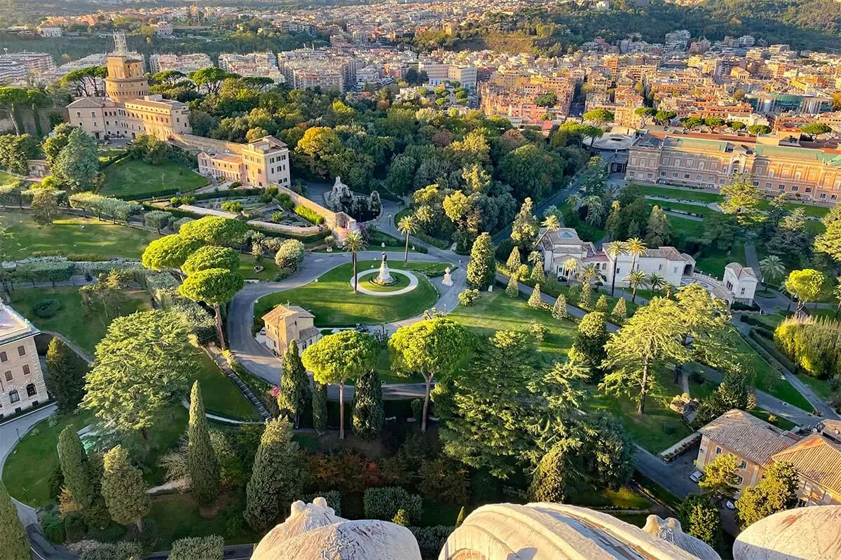 Jardines del Vaticano vistos desde la cúpula de San Pedro