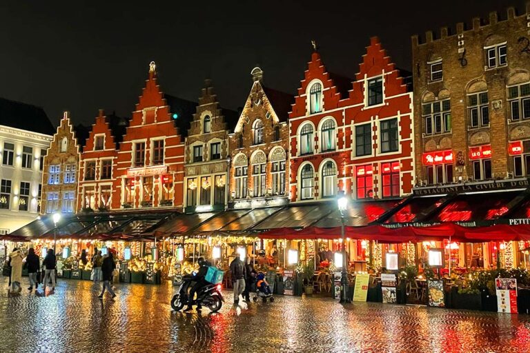 Bruges at Christmas - Winter Glow and Christmas Market in Brugge, Belgium