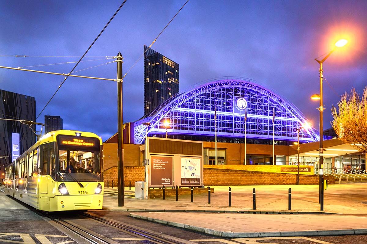 Manchester Metrolink yellow tram