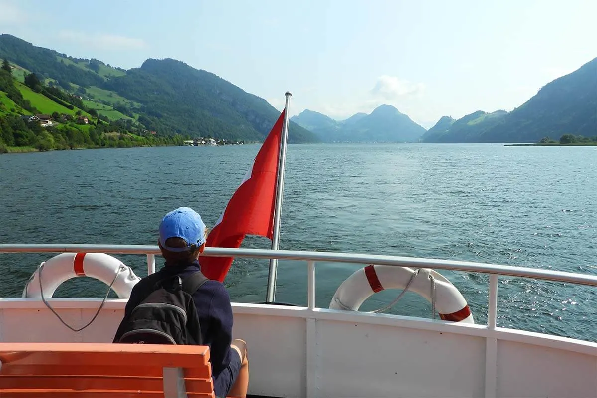 Views on Lucerne lake boat ride