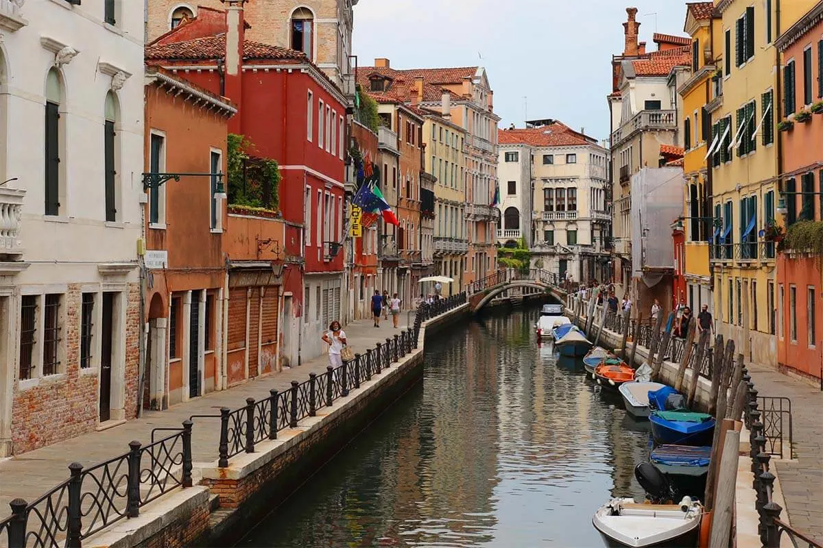 What to do in Venice - explore the canals