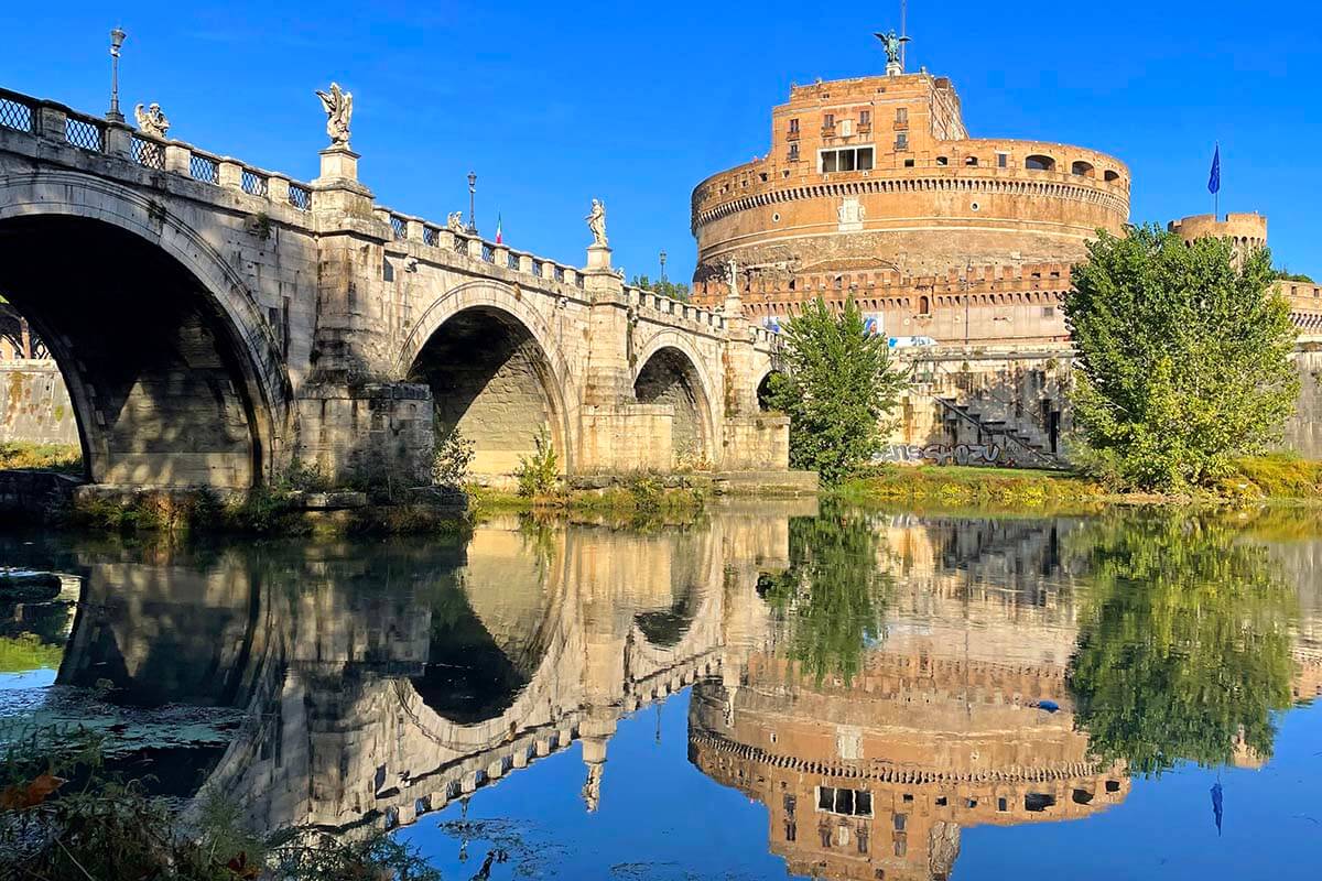 Vista del Castel Sant Angelo desde el río Tíber