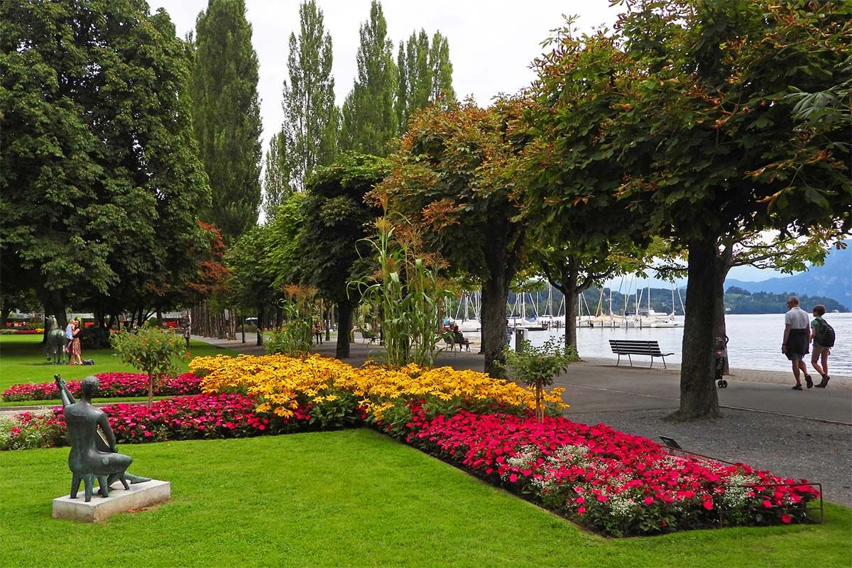 Small park at Lucerne Waterfront