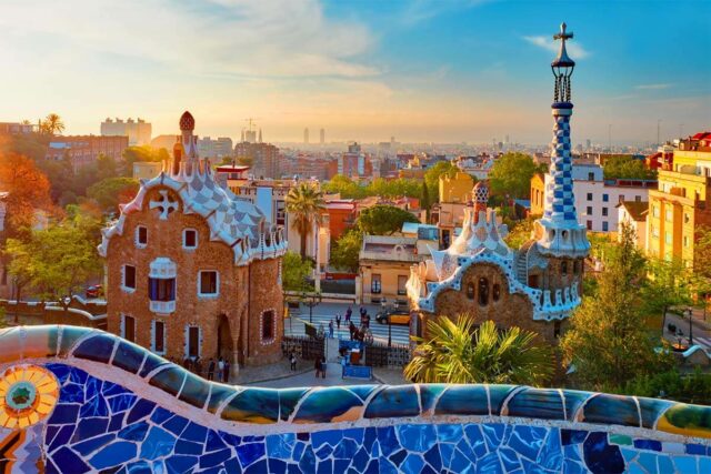 3 tourist attractions in barcelona