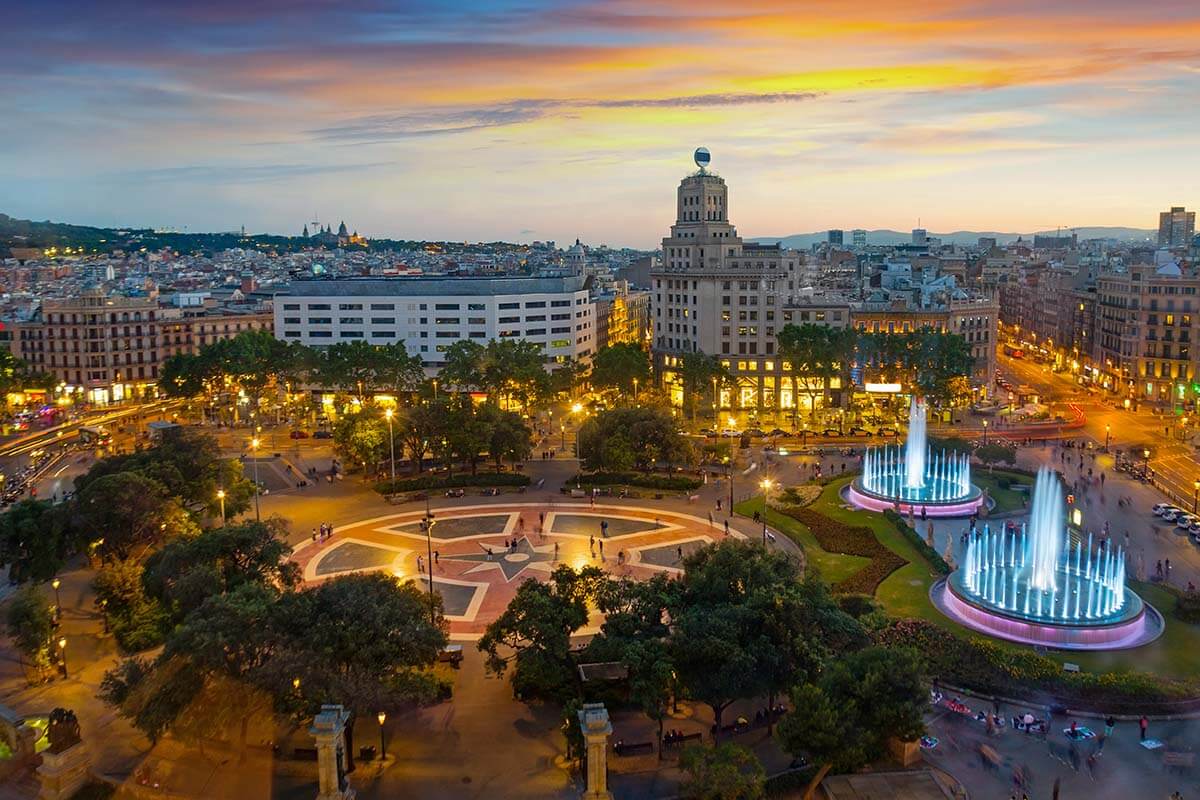 Plaça de Catalunya in Barcelona