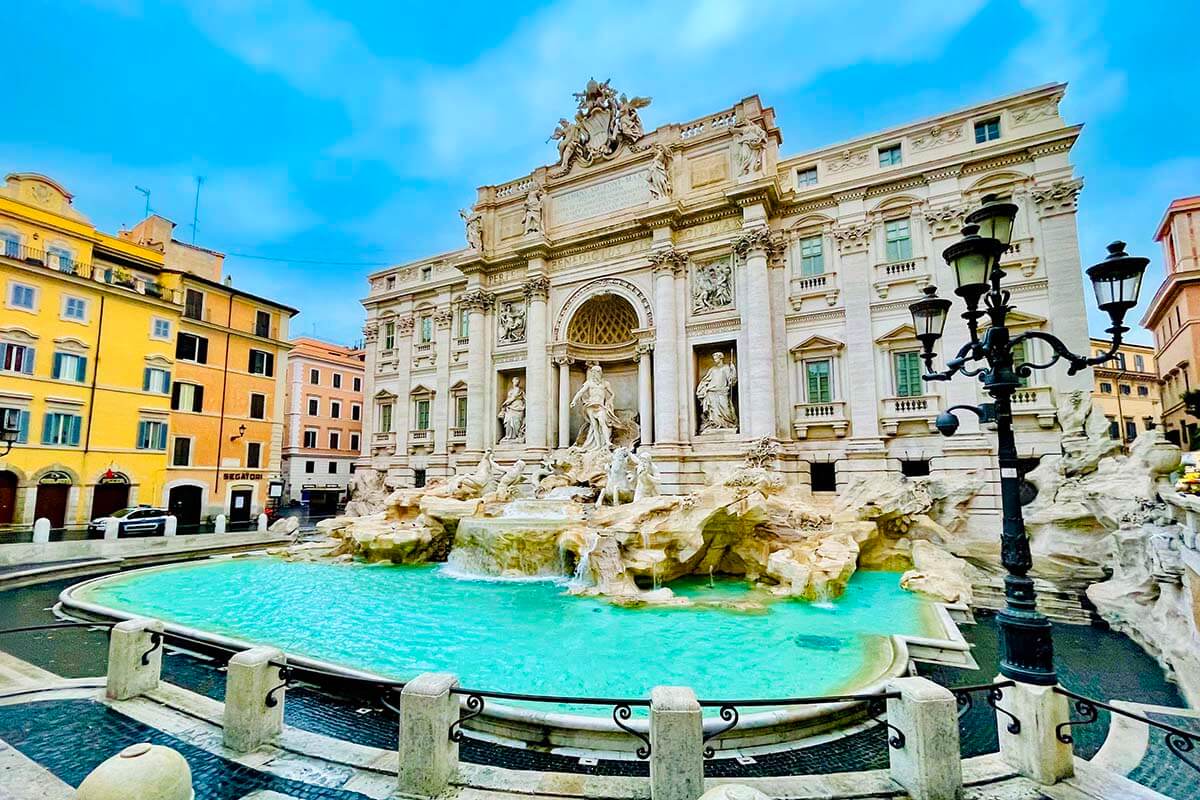 Trevi Fountain in Rome - must see when traveling to Italy
