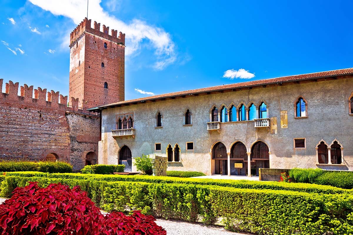 Castelvecchio - best places to see in Verona