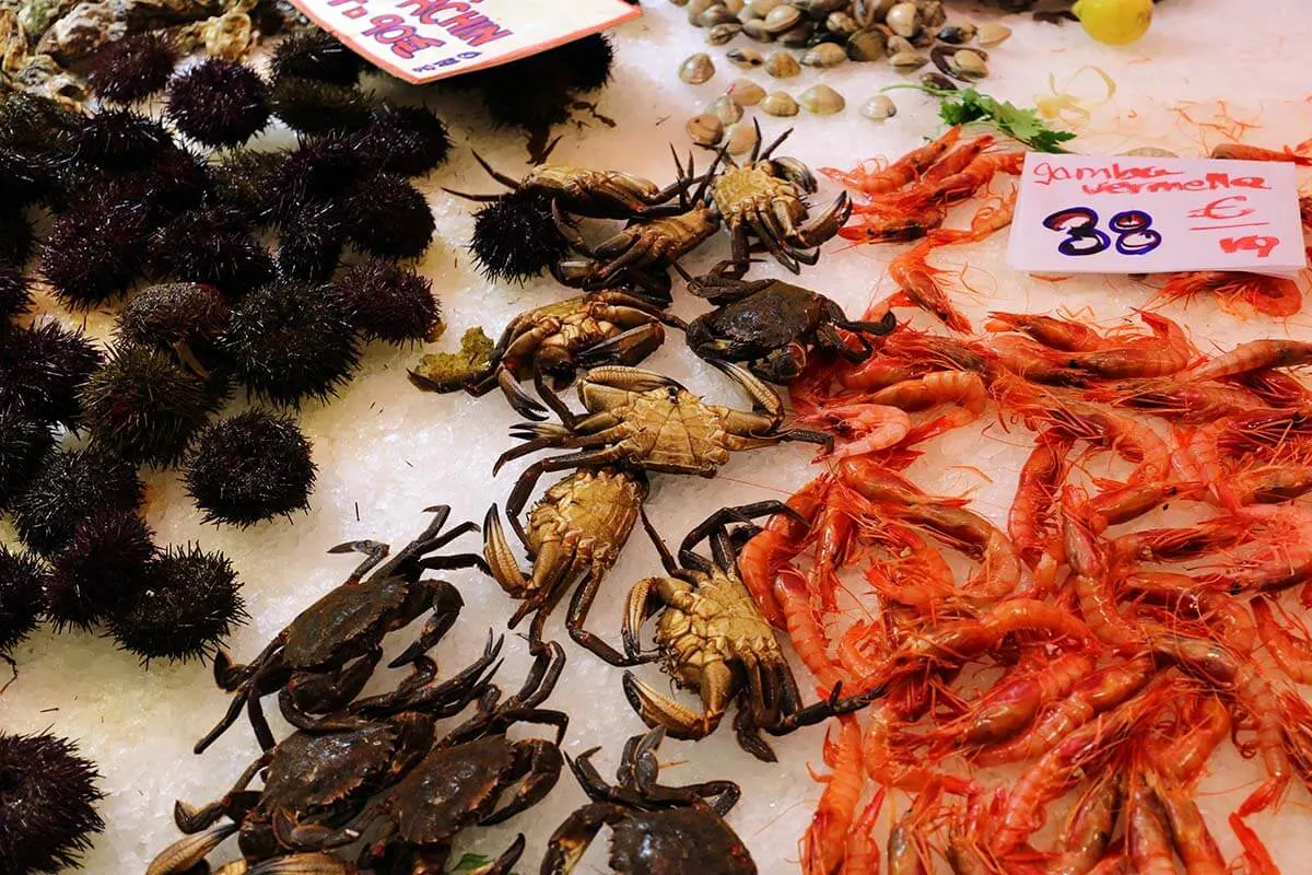 Seafood at Mercado la Boqueria market in Barcelona