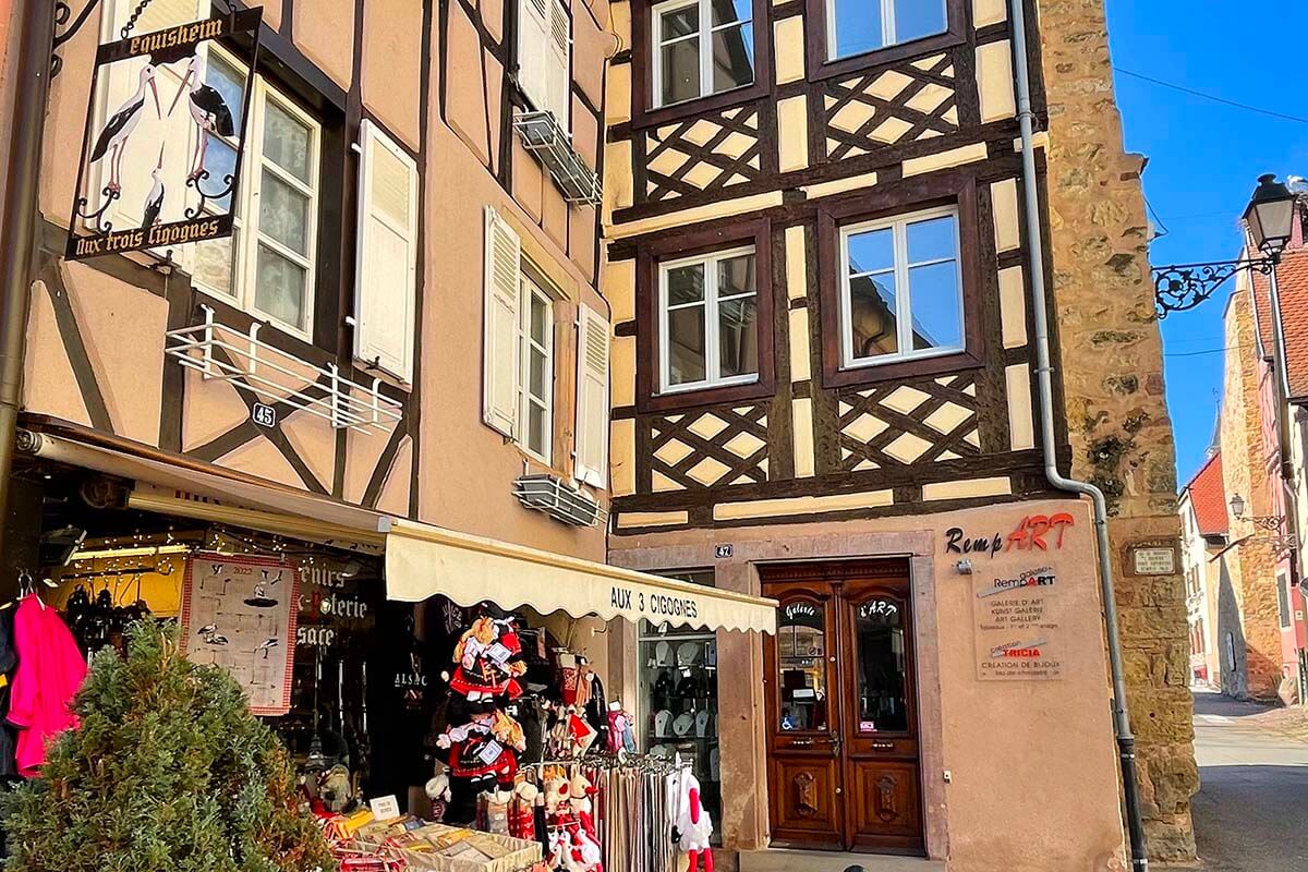 Souvenir shop Aux Trois Cigognes in Eguisheim France