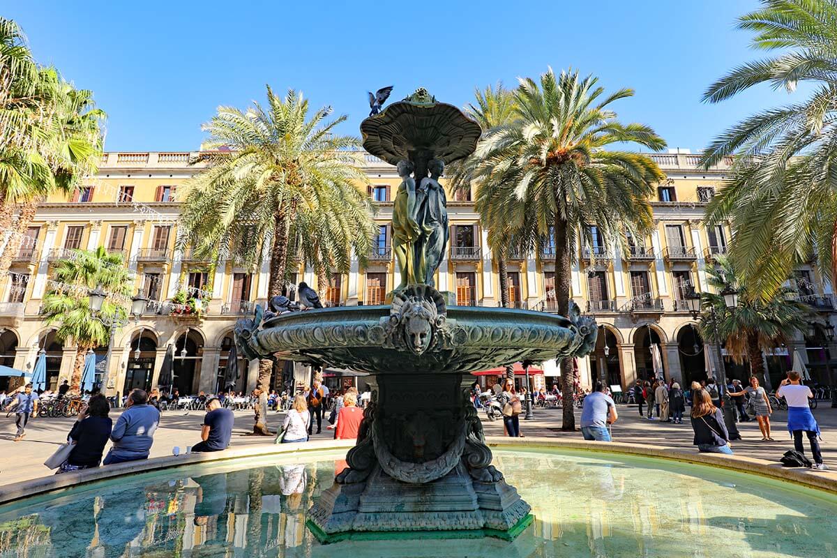 Plaça Reial town square in Barcelona