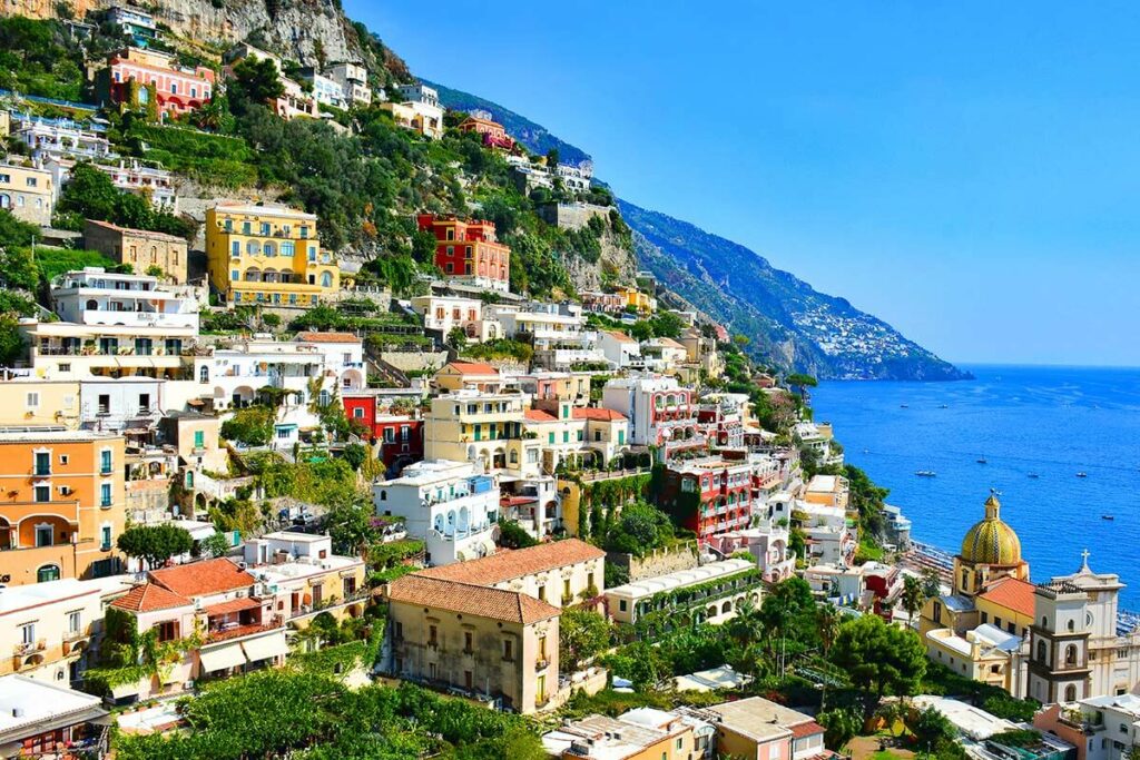 Cinque Terre vs Amalfi Coast: Which One to Visit & Why (+Map, Info & Tips)