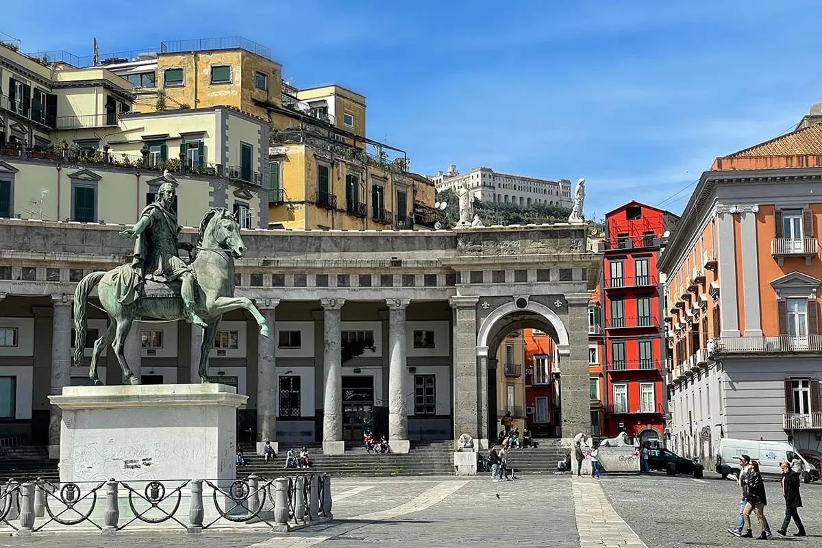 Statue at Piazza del Plebiscito in Naples