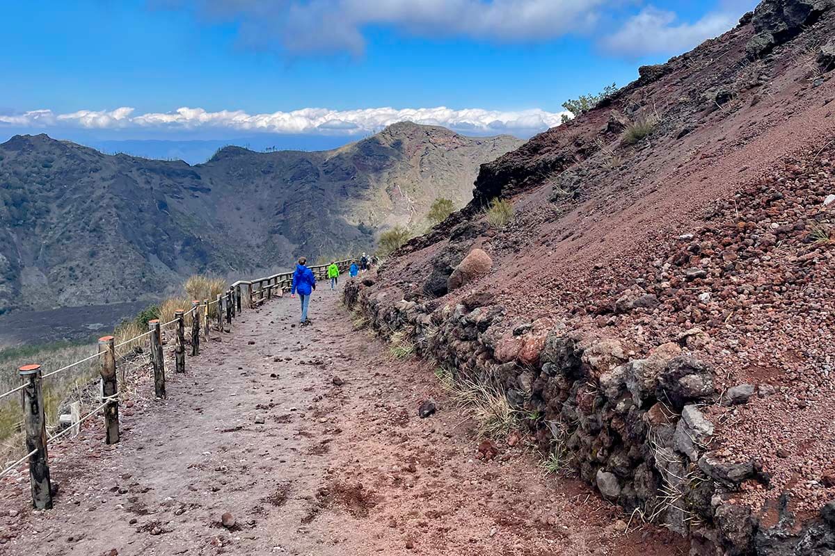 Hiking at Mount Vesuvius