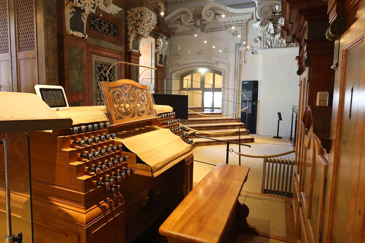 Salzburg Cathedral organ