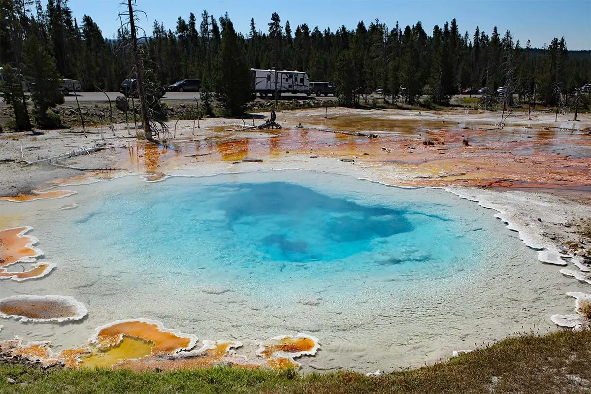 Silex Spring, Fountain Paint Pot area on Yellowstone south loop
