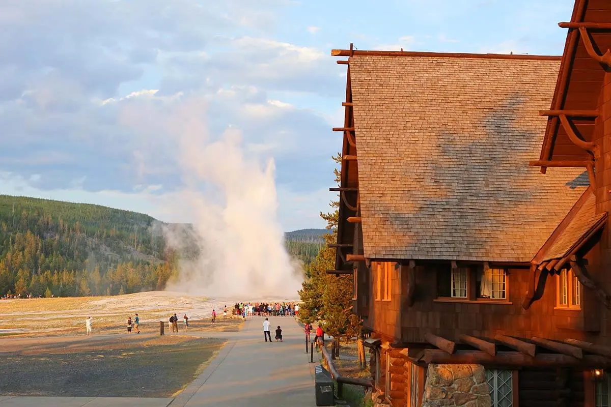 Yellowstone south loop (lower loop) sights and attractions