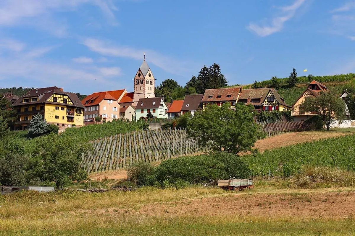 Pueblo de Itterswiller en la ruta del vino de Alsacia