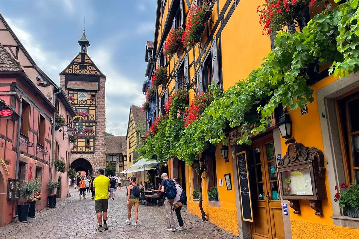 https://fullsuitcase.com/wp-content/uploads/2022/08/Most-beautiful-villages-and-best-towns-to-visit-on-Alsace-Wine-Route-in-France.jpg.webp