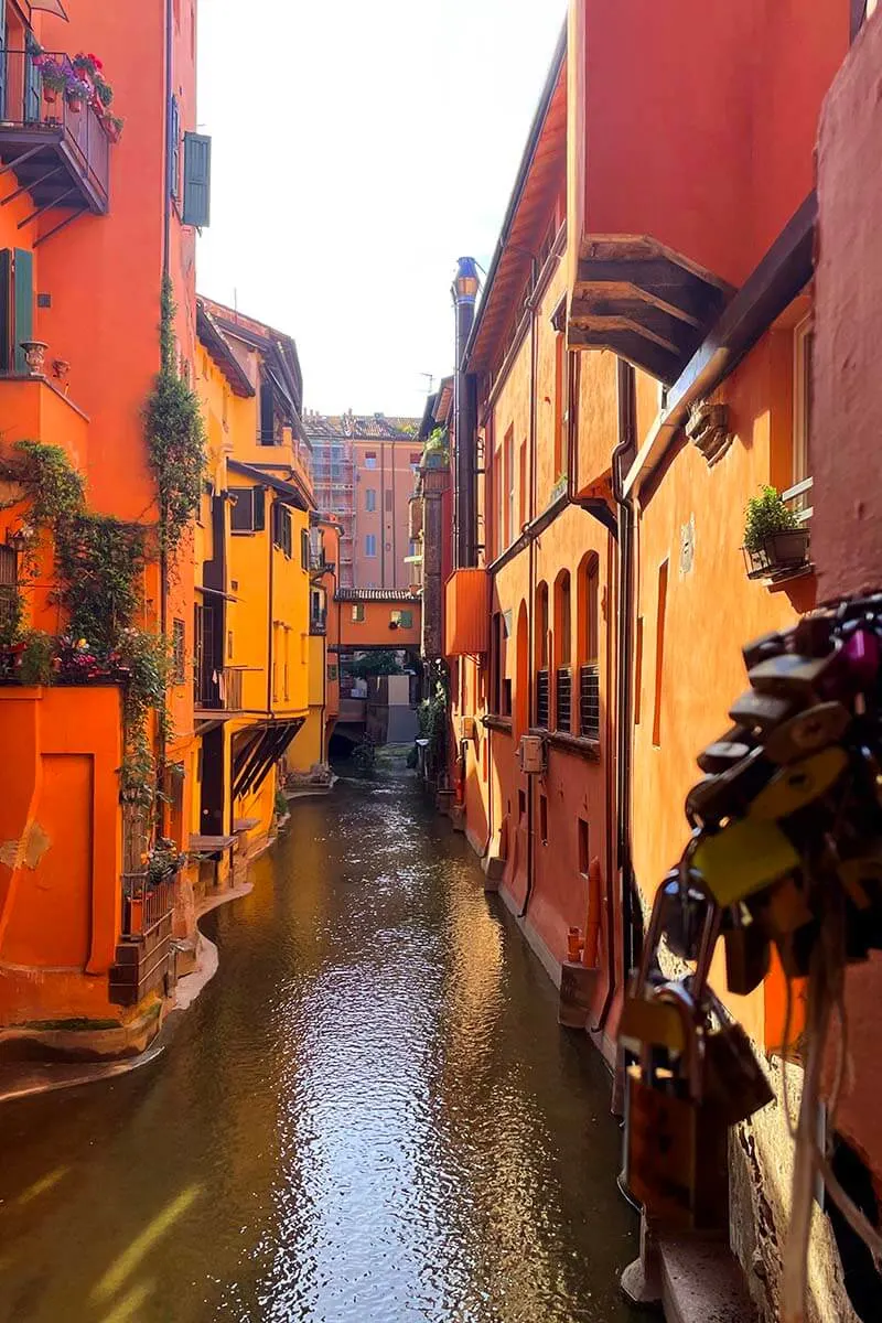 Finestrella view on Canale delle Moline in Bologna