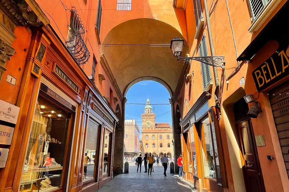 Top places to see in Bologna, Italy