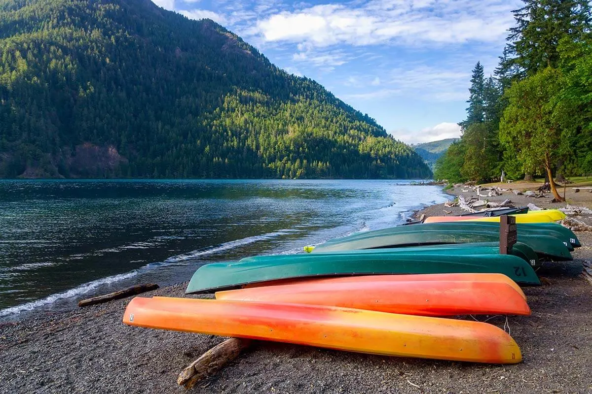 Kayaks at Lake Crescent in Olympic National Park, PNW, USA