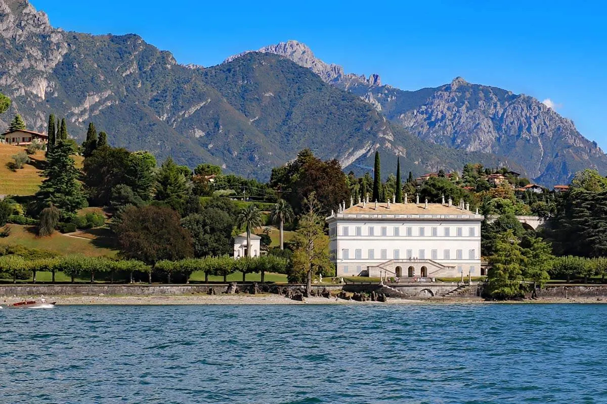 Lake Como boat tour - Villa Melzi in Bellagio