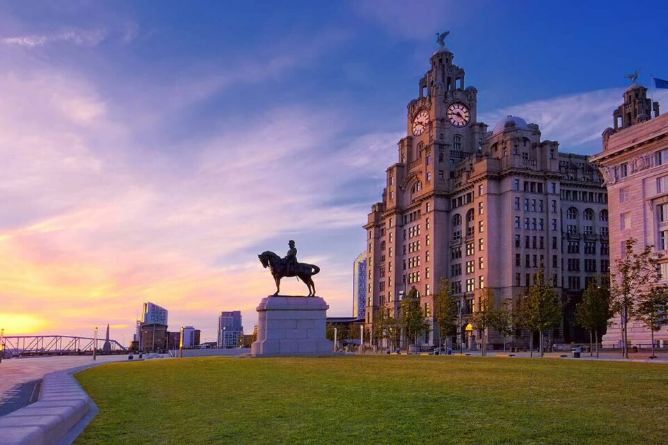tourist guide to liverpool