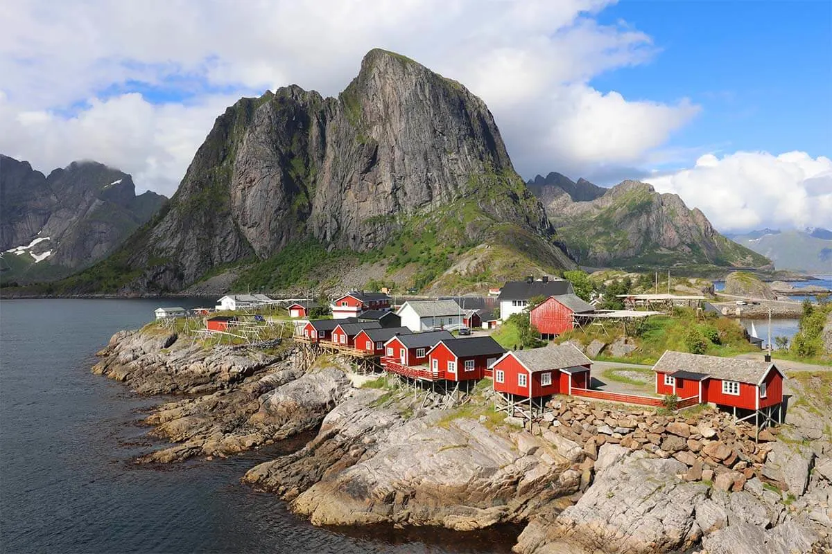Where to stay in Lofoten Islands in Norway - best towns and hotels