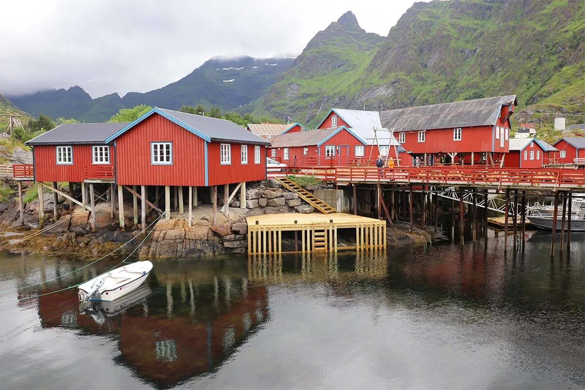 Where to stay in Lofoten, Norway - rorbuer cabins in A town