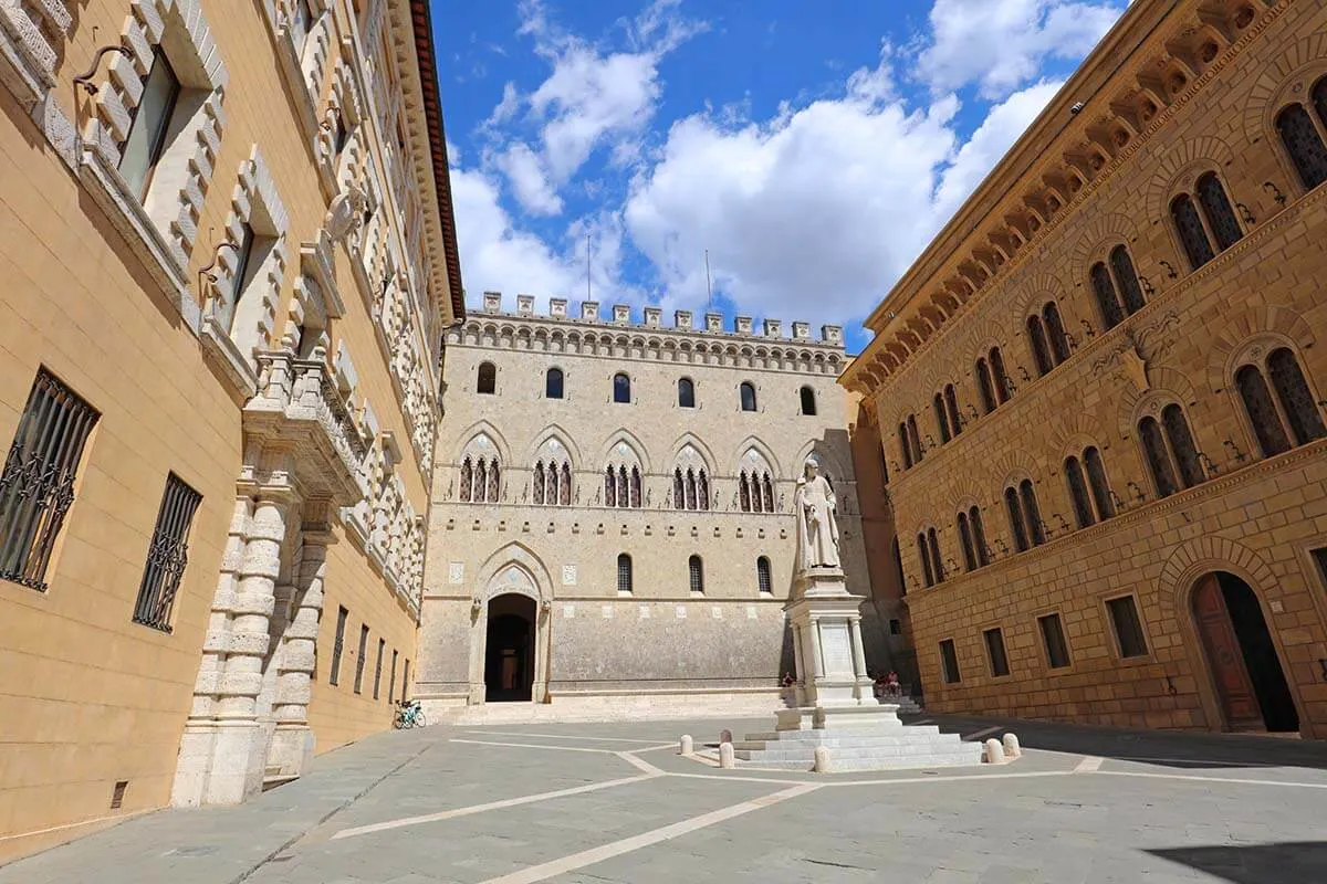 Piazza Salimbeni in the old town of Siena, Italy