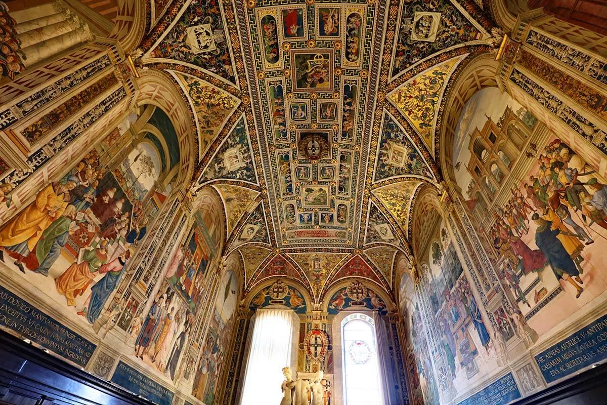Piccolomini Library - one of the best places to see in Siena Italy