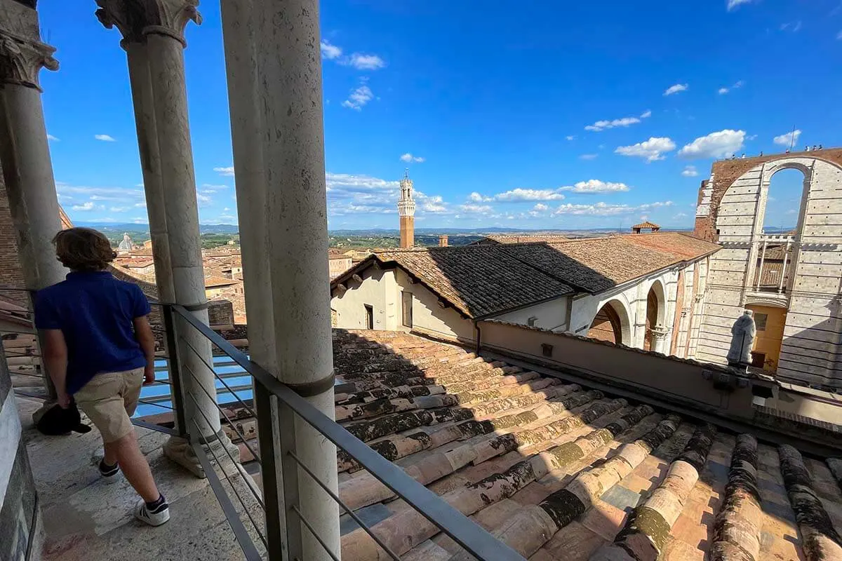 Visiting Siena Cathedral Rooftops (Porta del Cielo)