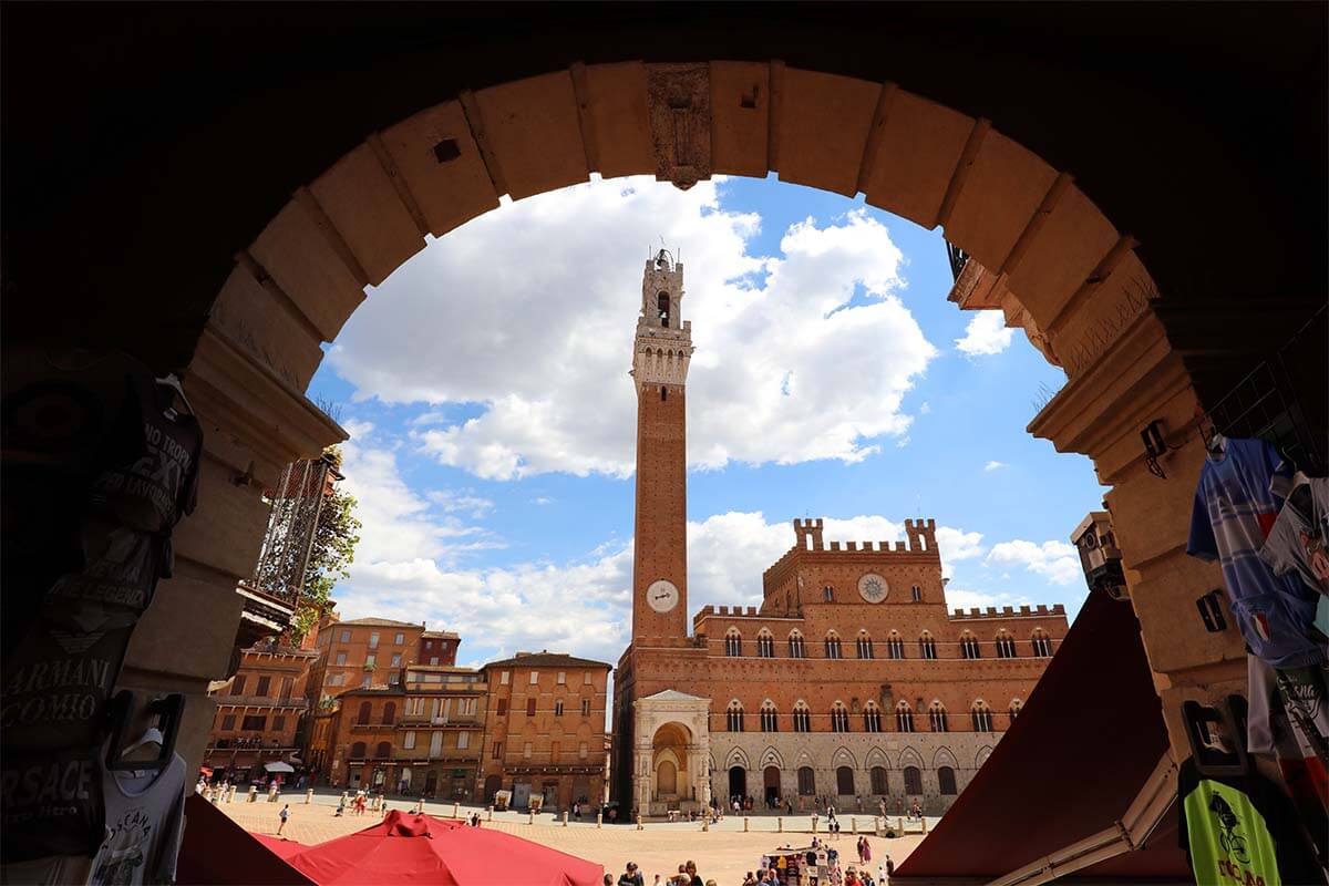 What to see and do in Siena town in Tuscany, Italy