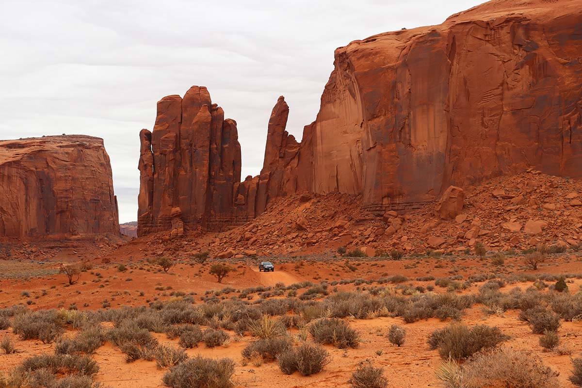 Beautiful scenery of the Monument Valley Scenic Drive