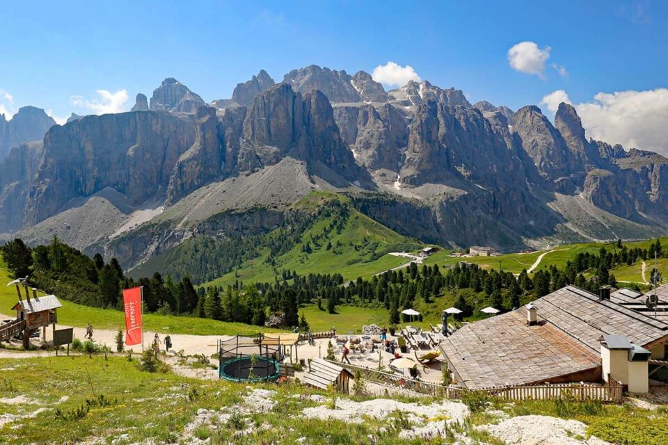 Where to Stay in The Dolomites: 2 BEST Areas for Summer Visit (Hiking ...