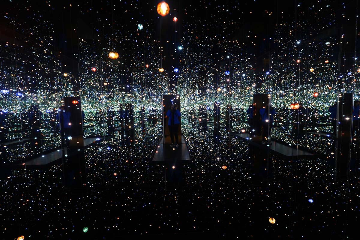 Infinity Mirror Room at The Broad museum in Los Angeles