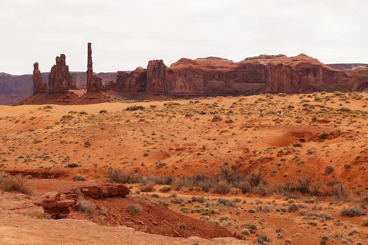 Totem Pole - Monument Valley Scenic Drive
