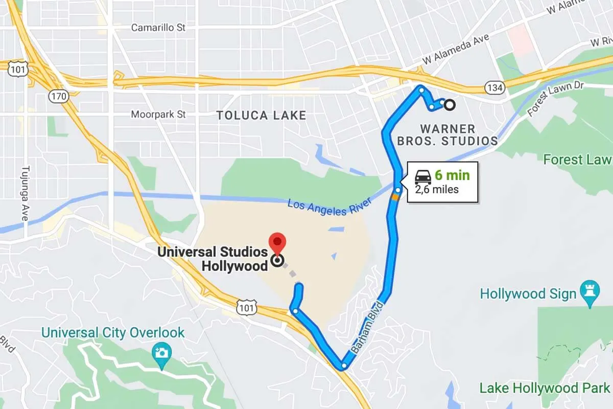 Driving map from Warner Bros Studios to Universal Studios Hollywood in Los Angeles, USA