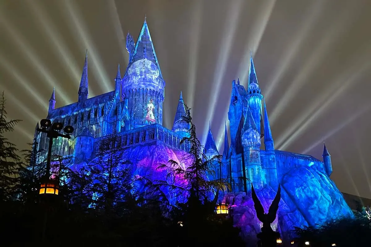 Light show at Hogwarts Castle, The Wizarding World of Harry Potter, Universal Studios Hollywood