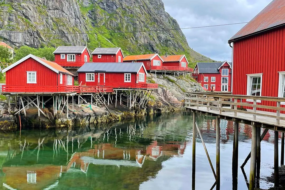 Midnight Sun in Lofoten - Best places to see — Hattvika Lodge