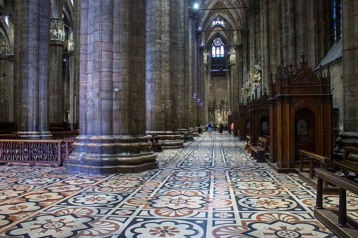 Interior de la catedral de Milán