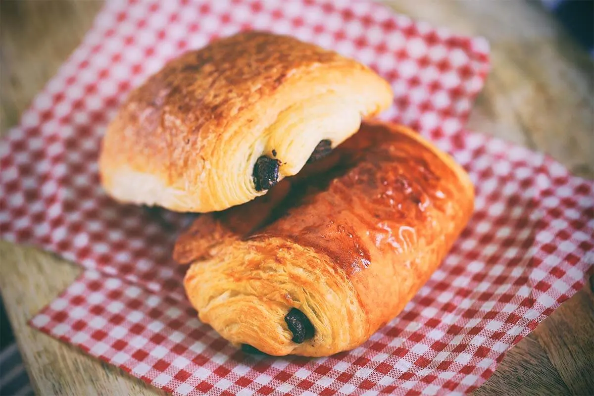 French pain au chocolat (aka chocolatine)