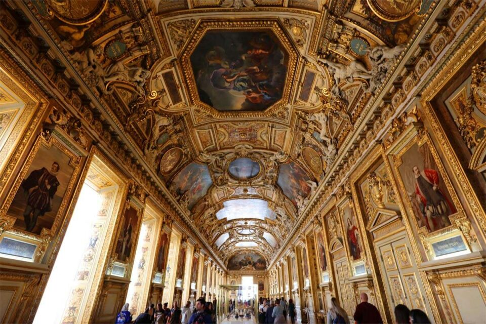 15 Tips Tricks For Visiting The Louvre Museum In Paris 2024 Info   Galerie DApollon At The Petite Galerie In Louvre Museum Paris 960x640 