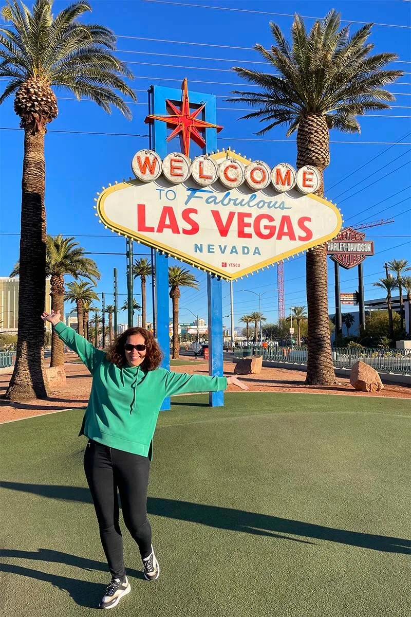 Welcome to Fabulous Las Vegas sign, Las Vegas - Book Tickets & Tours