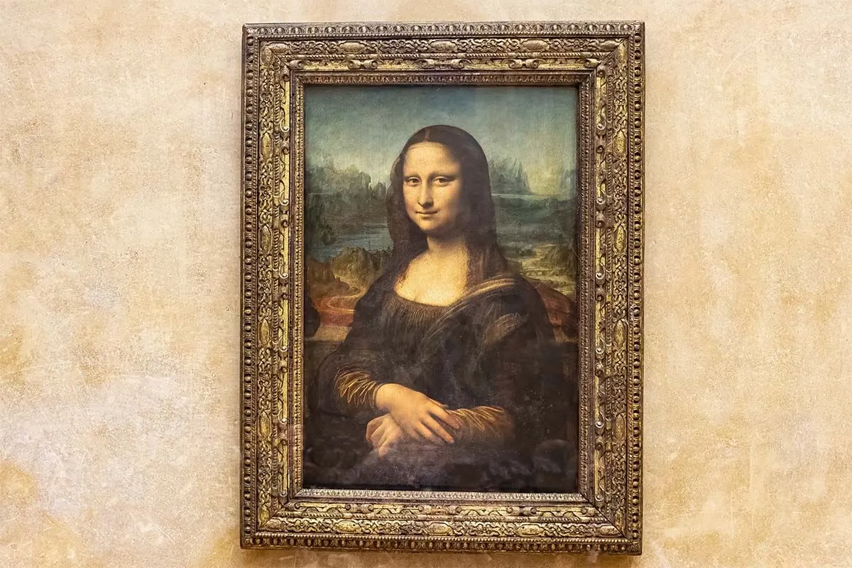 Pintura de Mona Lisa en el Louvre de París Francia