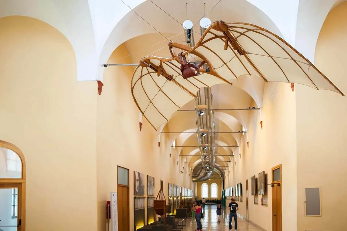 Museo Nacional de Ciencia y Tecnología Leonardo da Vinci - los mejores lugares para ver en Milán