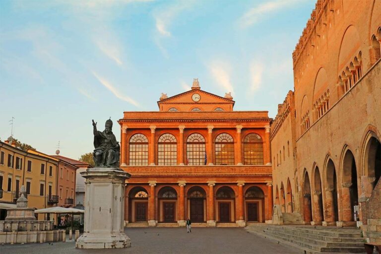 23 Best Things to Do in Rimini, Italy (+Map & Tips)